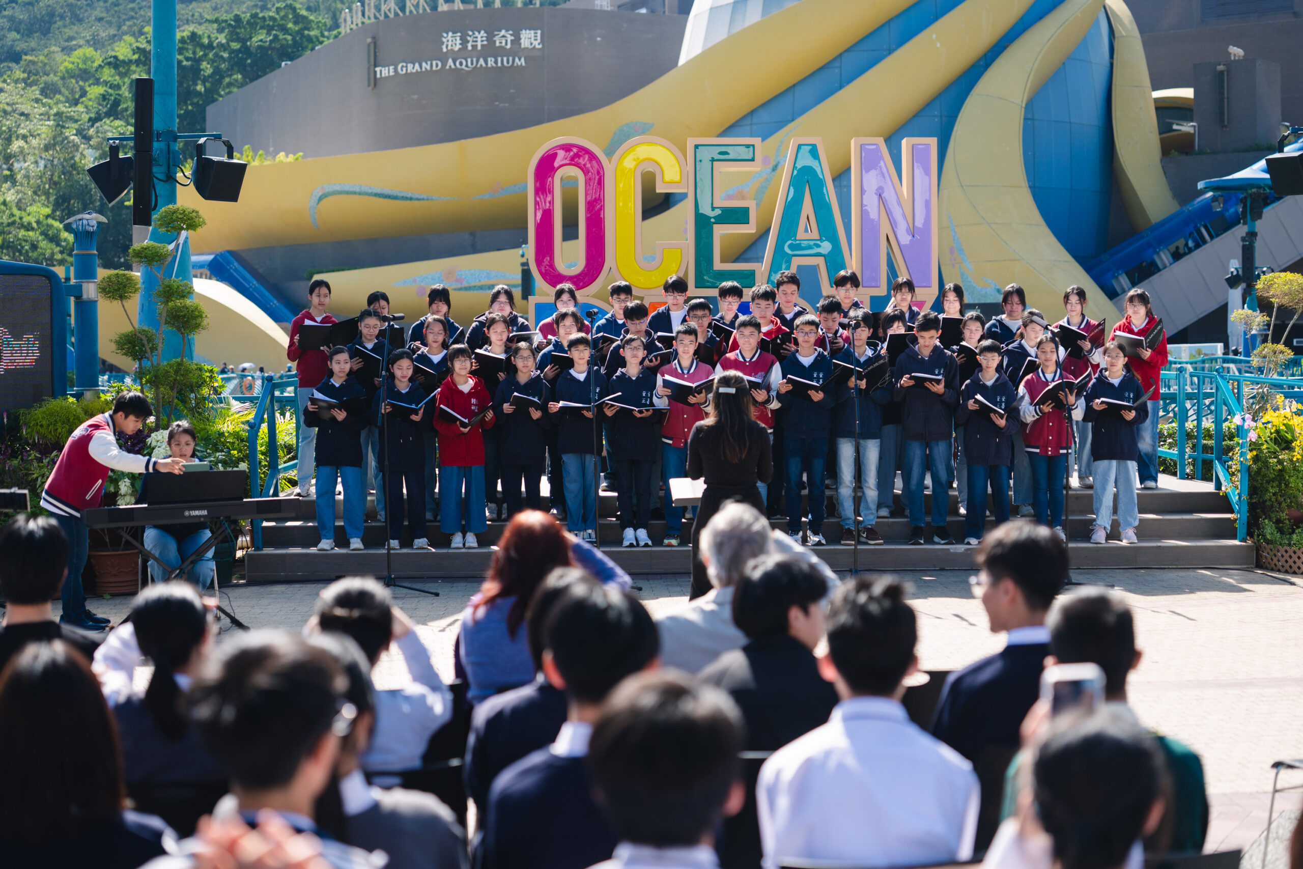 251122_1117_FM308328